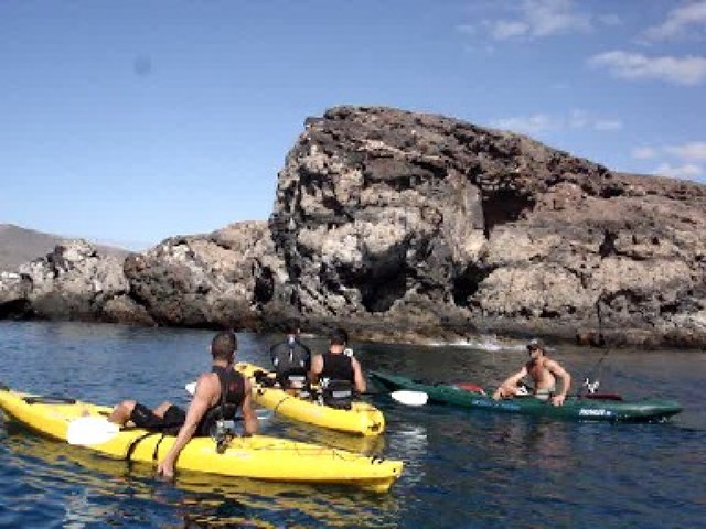 Kajak / Kajak Angeln in Tarajalejo / Fuerteventura - Ruderboote Kanus Kajaks - Tarajalejo