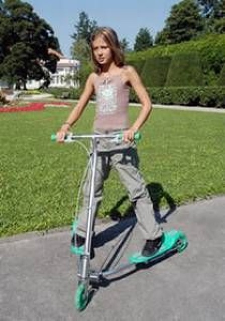 Zip Scooter  - Weltneuheit - Inline Skates Rollen - Wiehl