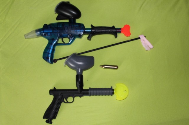 2 Paintball Markierer - Schiesssport - Haltern