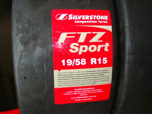 Nagelneue 15 Zoll Slicks - Motorsport - Öhringen-Ohrnberg