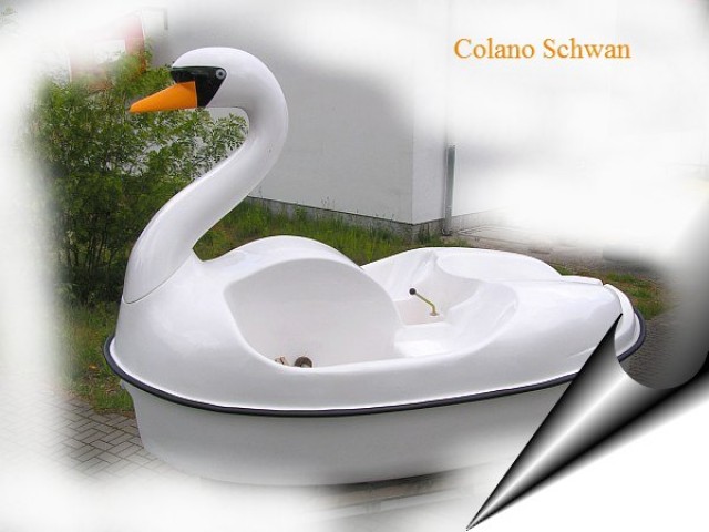 Neues Tretboot Colano Schwan / Standort Nähe Berlin - Motorboote - Nennhausen