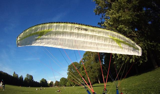 Neuwertiger Gleitschirm Swing Nyos L zu verkaufen - Bergsport Trekking Wandern - Nürnberg