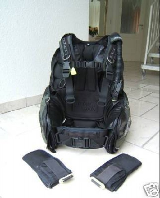 SEAC SUB COMPTEK JACKET-bleiintegriert / GR. M/L 150,00€ - Tauchen - Jork