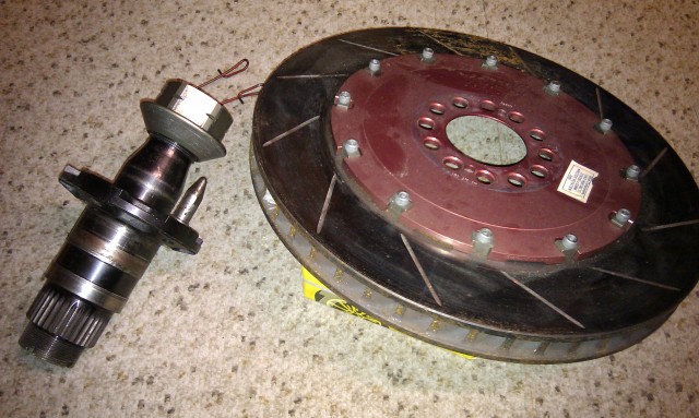 Alcon 376 mm Bremsscheibe mit Zentralverschlussnabe als Deko - Motorsport - Höxter