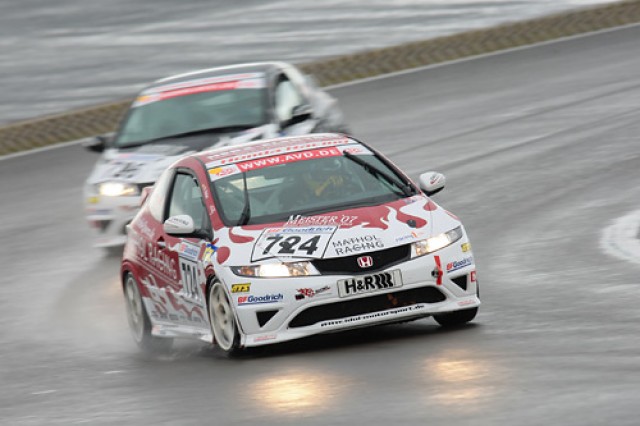 You are looking for a reliable & affordable driver seat on the Nordschleife? - Motorsport - Diez