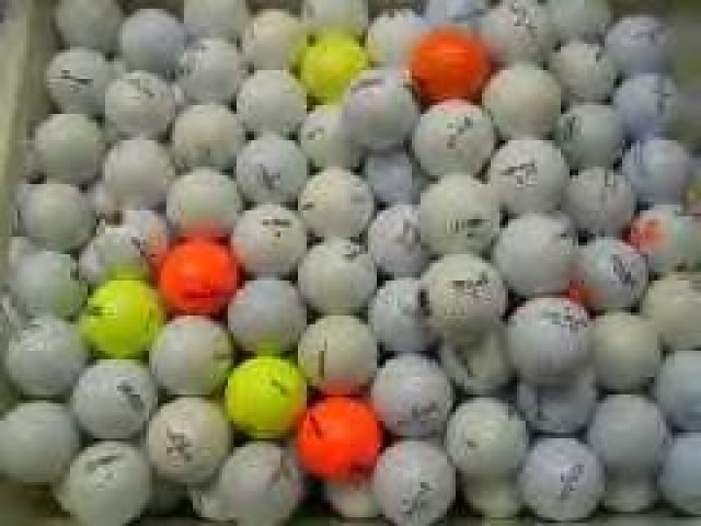 Guterhaltene Golfbälle viele Markenbälle - Golfsport - Lüchow
