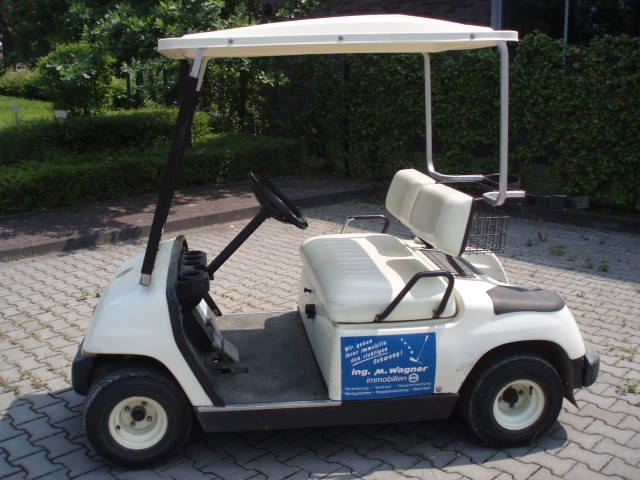E-Z-GO TXT BENZINER-GOLFCART   ZWEISITZER - Golfsport - Willich